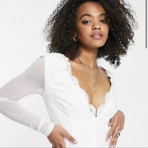 Love Triangle Lace Bodysuit with Sheer Sleeves in White US 12